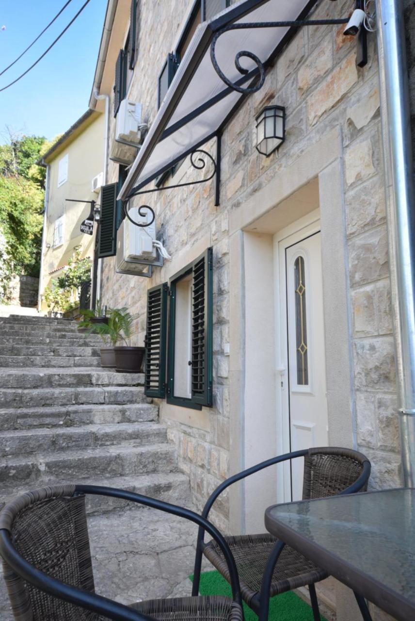 Vila Kula 1830 Apartments Herceg Novi Exterior foto