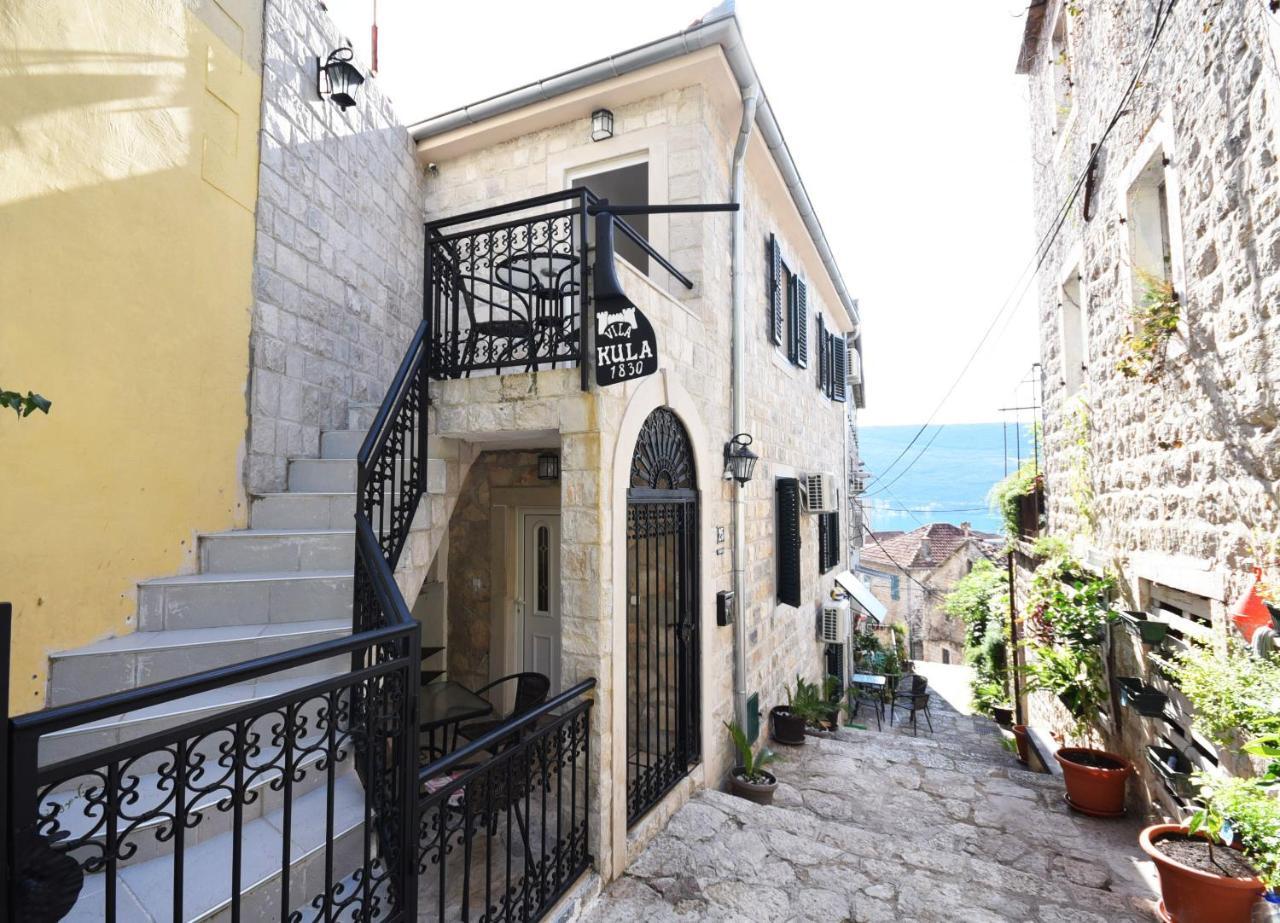 Vila Kula 1830 Apartments Herceg Novi Exterior foto