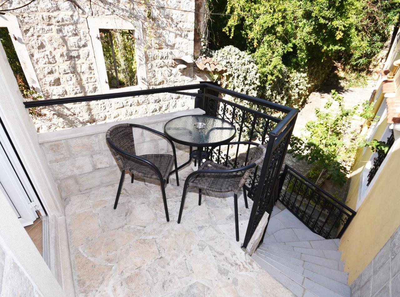 Vila Kula 1830 Apartments Herceg Novi Exterior foto